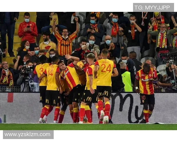 巴黎圣日耳曼与朗斯比赛深度分析及战术对比探讨